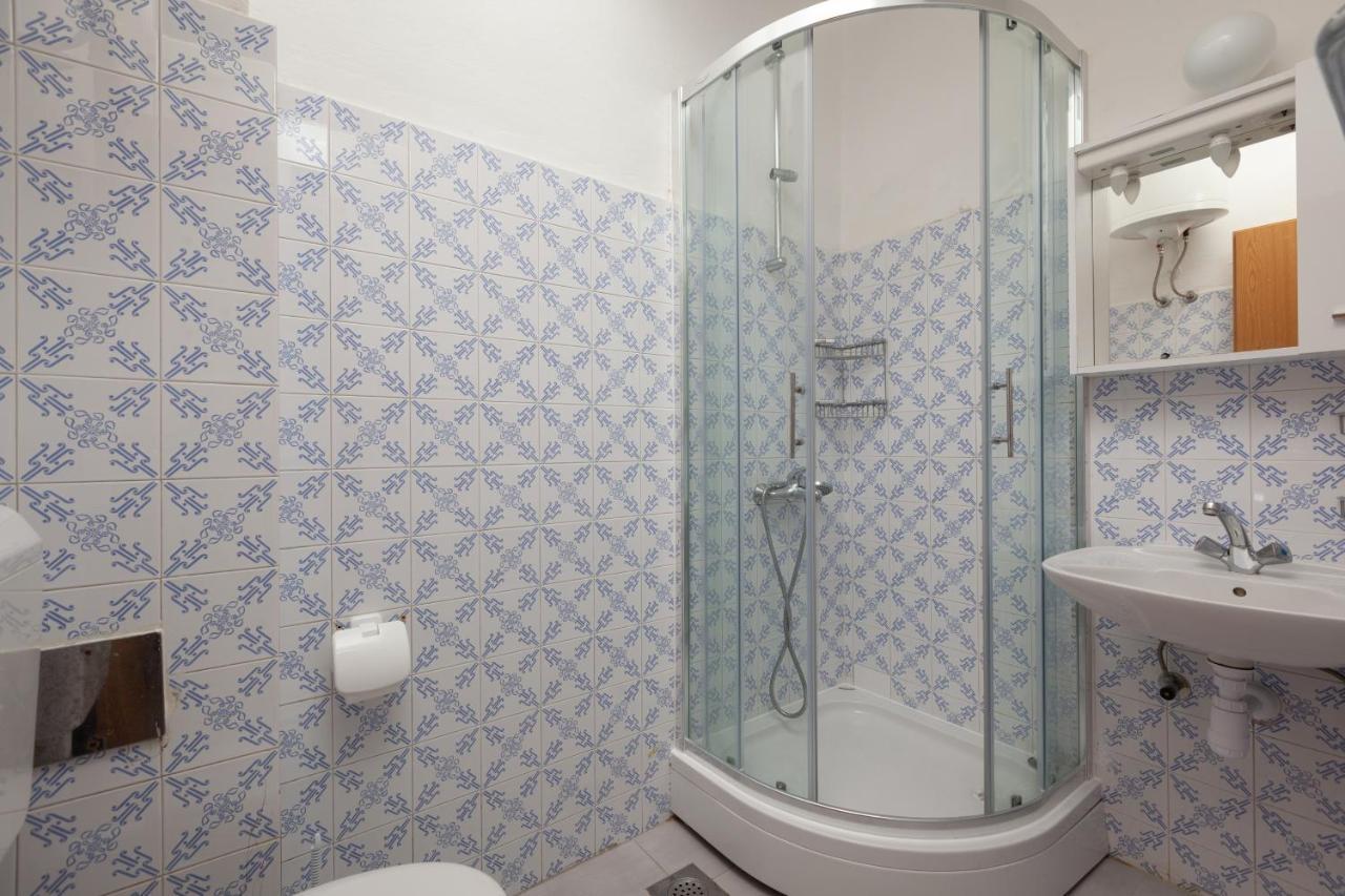Apartments By The Sea Igrane, Makarska - 310 מראה חיצוני תמונה